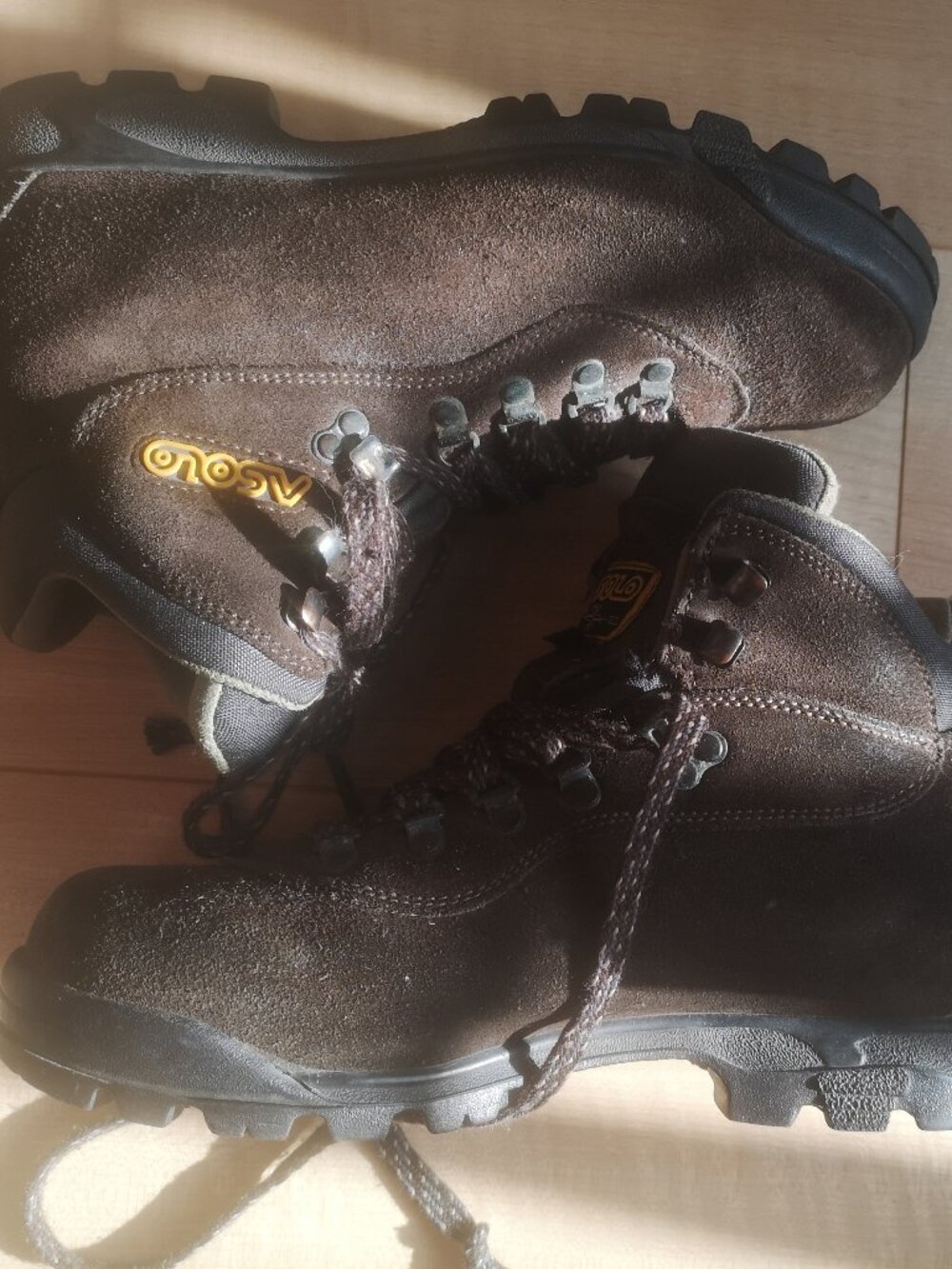Women’s Asolo Vibram Suede Hiking Boots - Size 8.5 US (Men's 7)